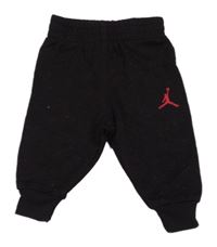 Černo-červené tečkované tepláky s logem Air Jordan