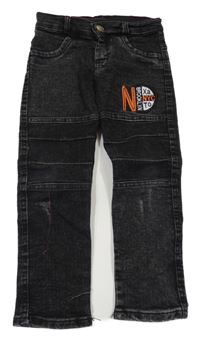 Černé skinny rifle s nášivkou