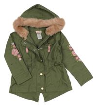 Khaki riflová plátěná parka s květy a kapucí s kožešinovým límcem 