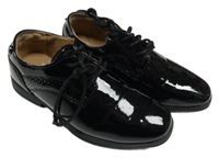 Černé lakované polobotky River Island vel. 28