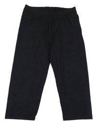 Černé capri legíny Decathlon
