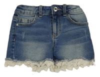 Modré riflové kraťasy ošoupaného vzhledu a krajkou Denim Co.