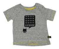 Šedé melírované tričko s nápisy a Batmanem