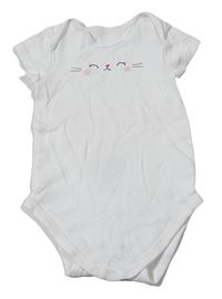 Bílé body s čumákem C&A